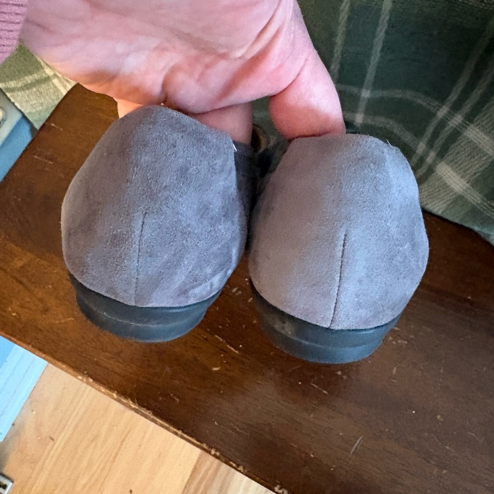 Clarks Candra Gray Suede ballet flats size 11 - Picture 3 of 5